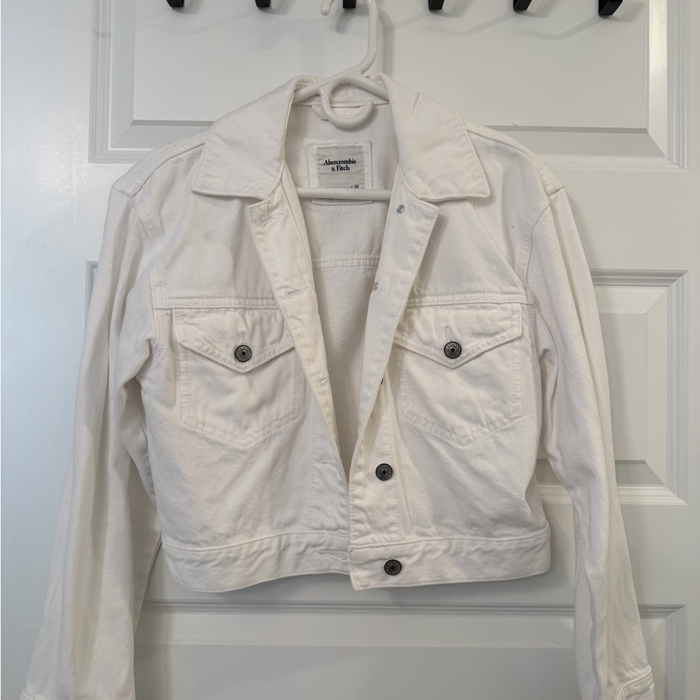 Abercrombie & Fitch Women's Cream Jean Jacket